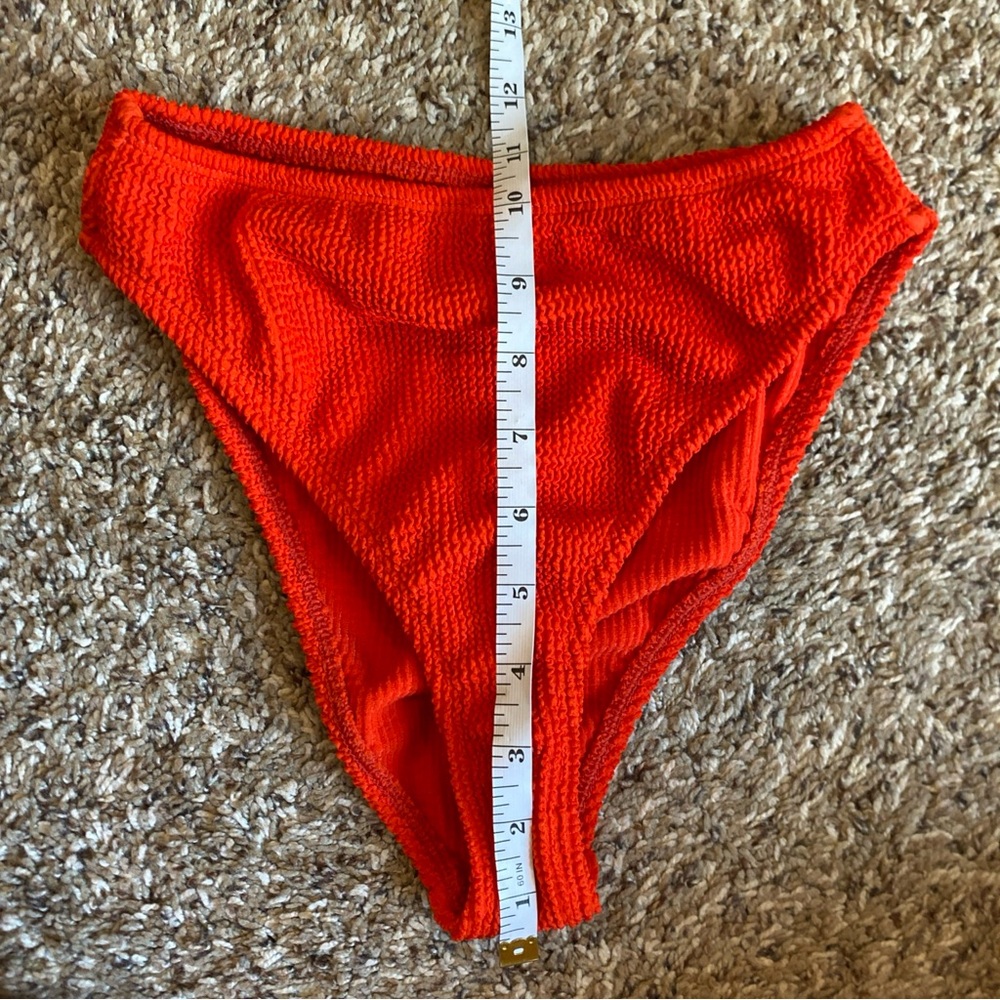 Good American Crinkle Textured Bikini Red Size 1/2 - Picture 7 of 11